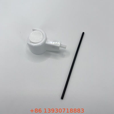 접근하기 어려운 지역을 위한 유연한 빨대를 갖춘 에어로졸 액츄에이터