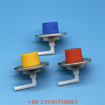 캠핑, 피크닉, 야외 요리에 이상적인 빨간색 캡이 달린 휴대용 가스 스토브 밸브